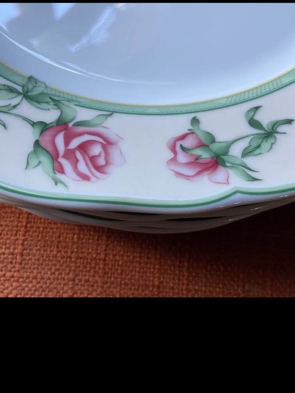 Wedgwood Pink Rose and Green Leaf Porcelain Dinner Plate